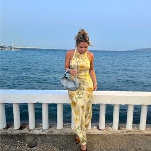 Elegant Yellow Floral Maxi Dress